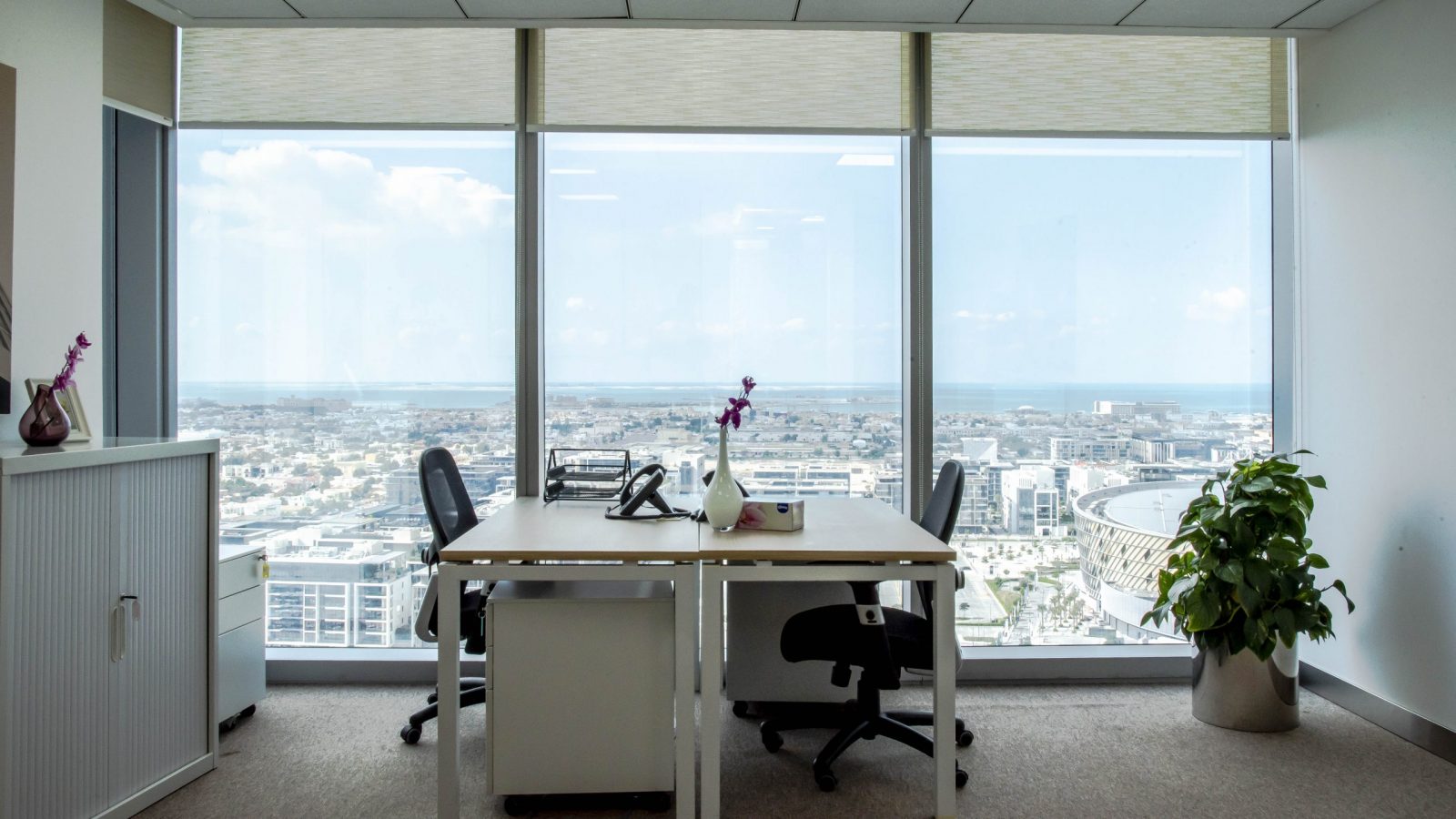 Top Areas for Renting Offices in Dubai by Square Footage