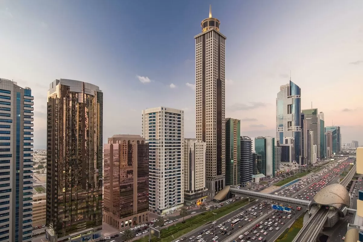 Dual-Home Ownership in UAE 2025: Luxury & Lifestyle Insights