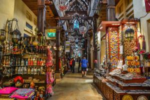 Old Souk Dubai: Complete Guide to Bur Dubai’s Traditional Market