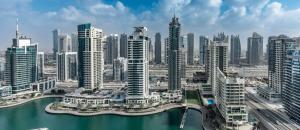 Waterfront Living in Dubai — 2026 Price Premiums and Lifestyle Reality